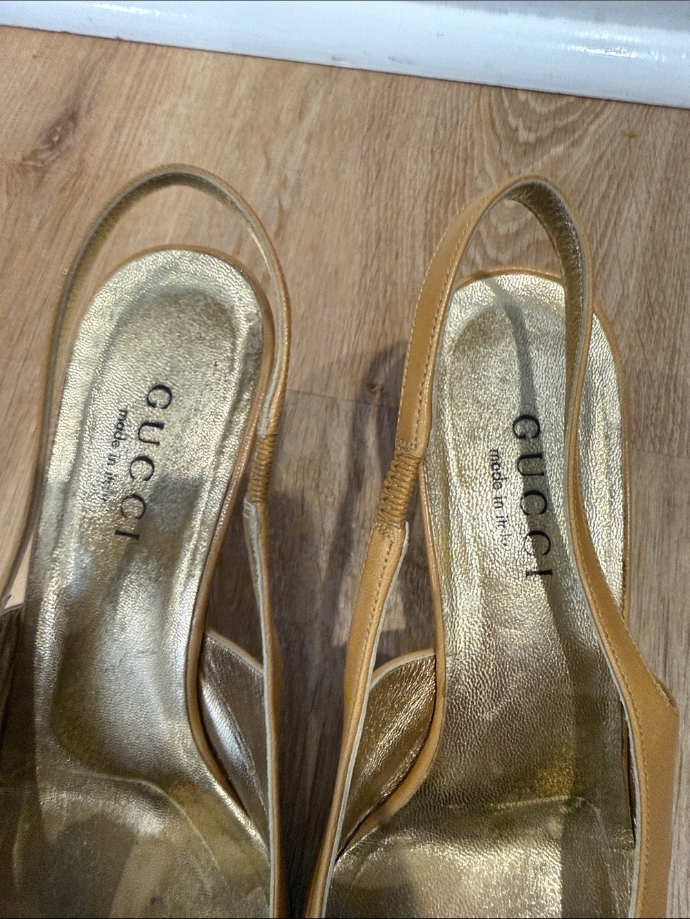 Gucci Tan and Gold Leather Slingback Mules - Picture 2 of 14